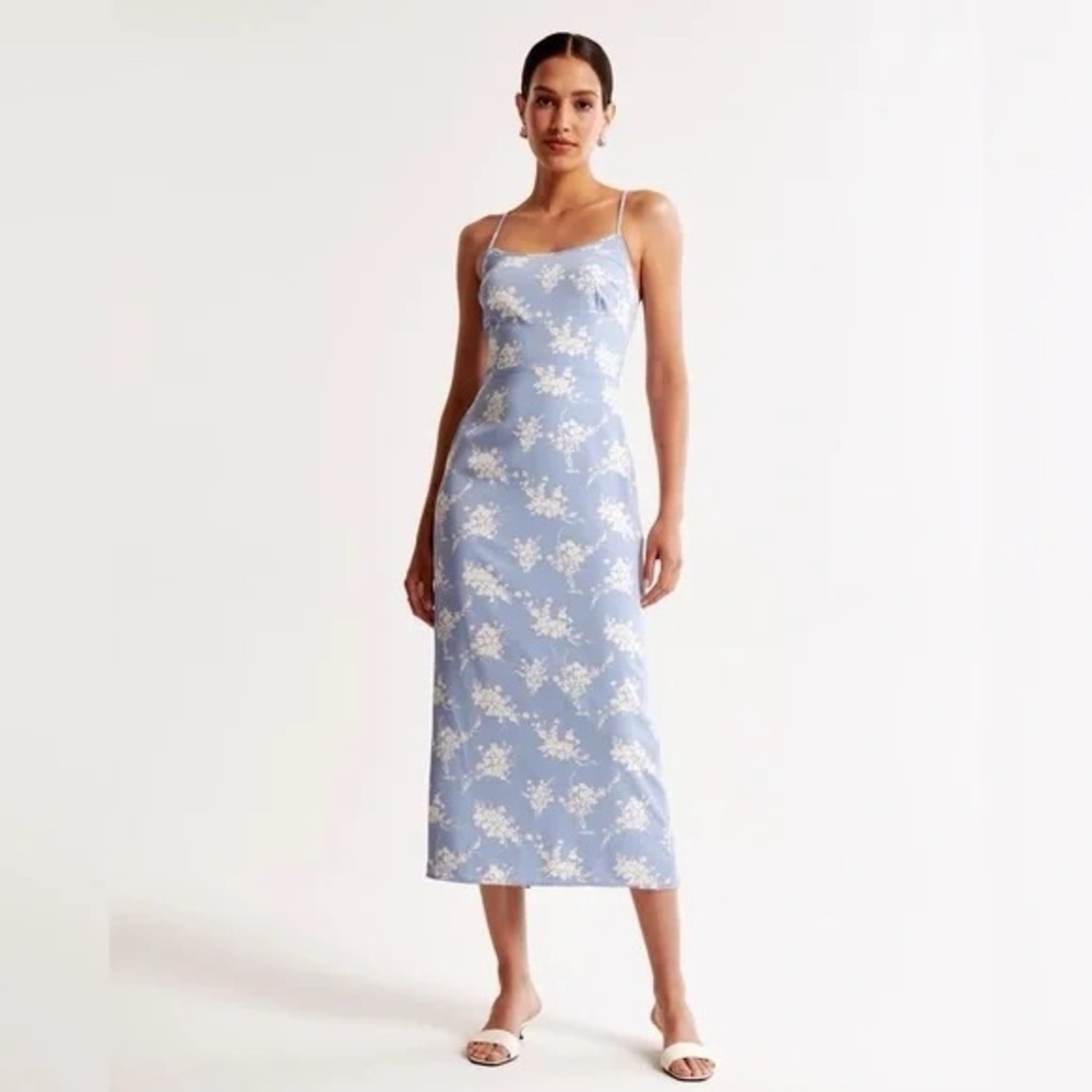 Abercrombie & Fitch Light Blue Floral Scoopneck Slip Midi Dress